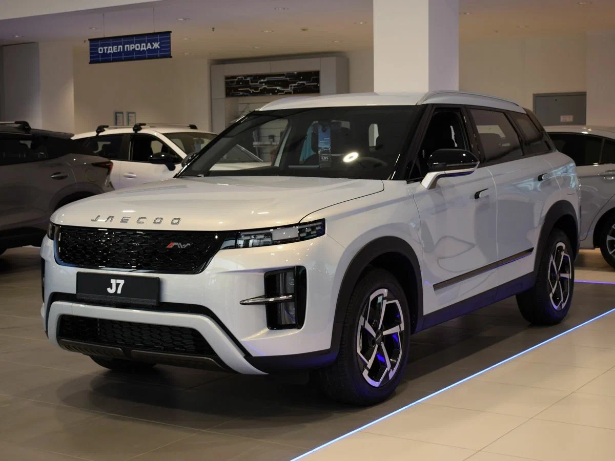 Jaecoo J7 LE с салона по цене от 1 656 000 рублей